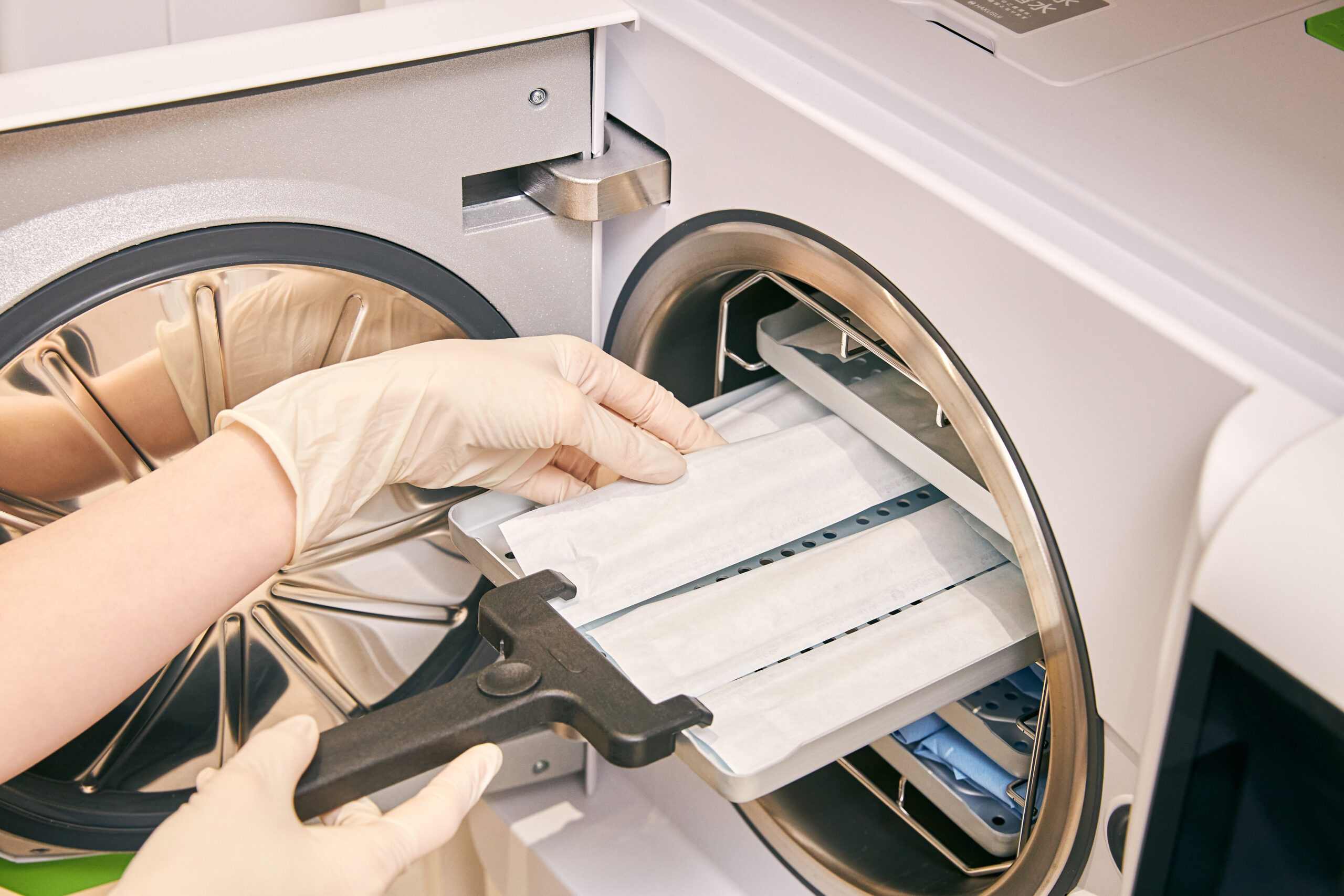 クラスB 高圧蒸気滅菌機Lisa クラスB 高圧蒸気滅菌機Lisa